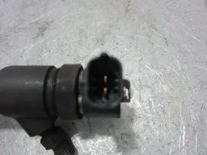 Foto de INYECTOR OPEL COMBO (CORSA C) referencia 0445110183 foto 2