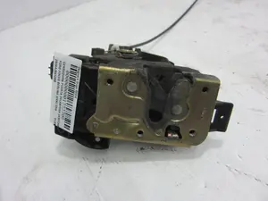 Foto de CERRADURA PUERTA DELANTERA DERECHA FORD FOCUS BERLINA (CAK) 1.8 TDCi Turbodiesel CAT (116 CV / 85 KW) referencia 2S4AA26412BB