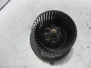 Foto de VENTILADOR CALEFACCION VOLKSWAGEN GOLF VI (5K1)(10.2008) 2.0 TDI (110 CV / 81 KW) referencia 1KD820015 foto 2