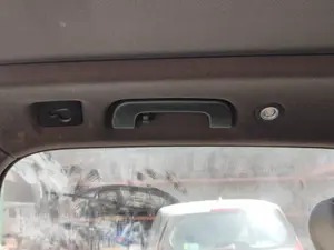 Foto de ASIDERO TECHO TRASERO DERECHO AUDI SQ7 (4MB) 4.0 V8 TDI (435 CV / 320 KW) referencia 8R0857608D FKZ