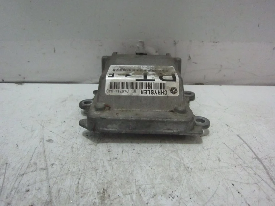 Foto de CENTRALITA AIRBAG CHRYSLER PT CRUISER 2.0 16V CAT (141 CV / 104 KW) referencia 04671419AD