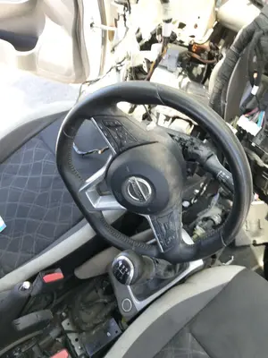 Foto de VOLANTE NISSAN MICRA (K14) 1.0 12V CAT (71 CV / 52 KW) referencia 484305FA4C foto 3