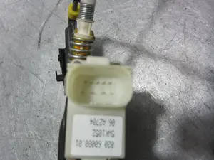 Foto de ELEVALUNAS DELANTERO DERECHO BMW SERIE 7 (E65/E66) 3.0 Turbodiesel CAT (218 CV / 160 KW) referencia 7138862E foto 4