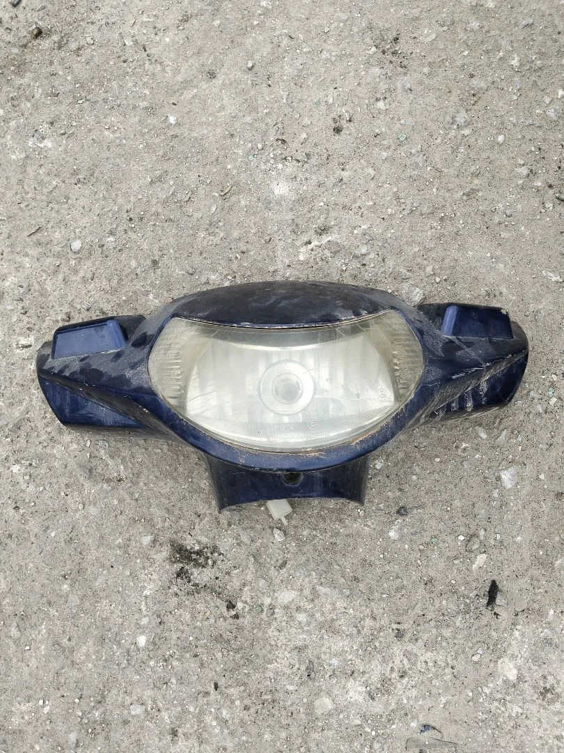 Foto de FARO DELANTERO PEUGEOT V-CLIC 50 cm3 - 2.1 kW (0 CV / 0 KW)
