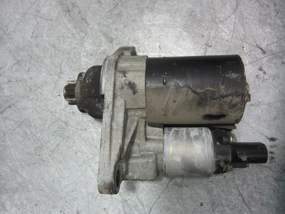 Foto de MOTOR ARRANQUE VOLKSWAGEN POLO V (6C1) 1.0 (75 CV / 55 KW) referencia 02T911023R