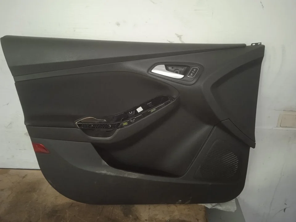 Foto de GUARNECIDO PUERTA DELANTERA IZQUIERDA FORD FOCUS BERLINA (CEW) 1.0 EcoBoost CAT (125 CV / 92 KW) referencia A23943BE1F50