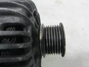 Foto de ALTERNADOR RENAULT MEGANE II BERLINA 3P referencia 8200290215 foto 5