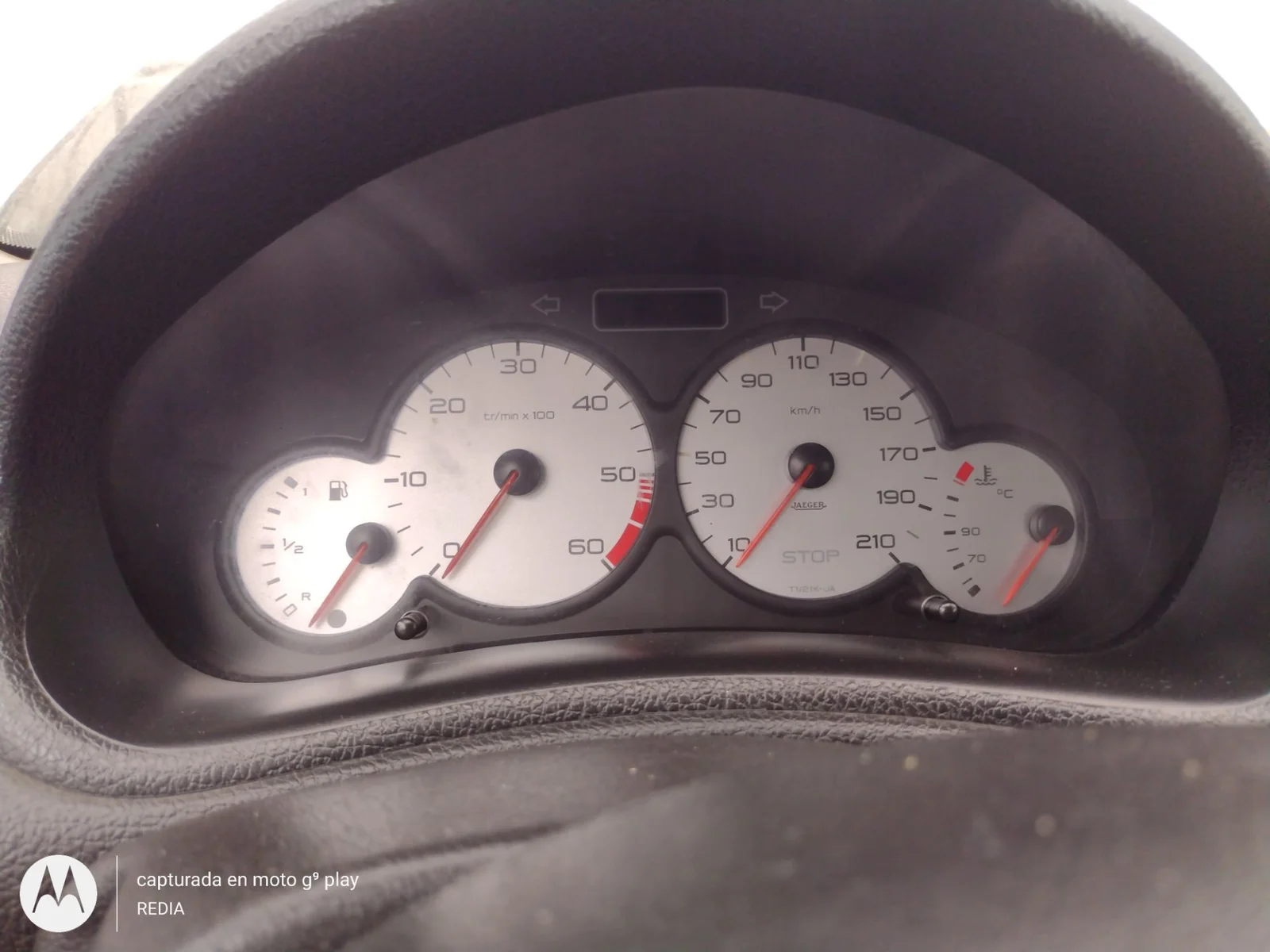 Foto de CUADRO INSTRUMENTOS PEUGEOT 206 1.4 HDi (68 CV / 50 KW)