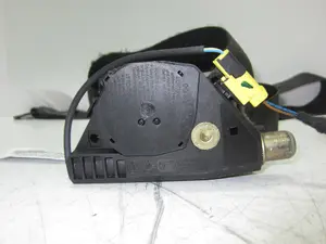Foto de CINTURON SEGURIDAD TRASERO DERECHO MERCEDES-BENZ CLASE ML (BM 163) 3.7 V6 CAT (245 CV / 180 KW) referencia 33015865A foto 5