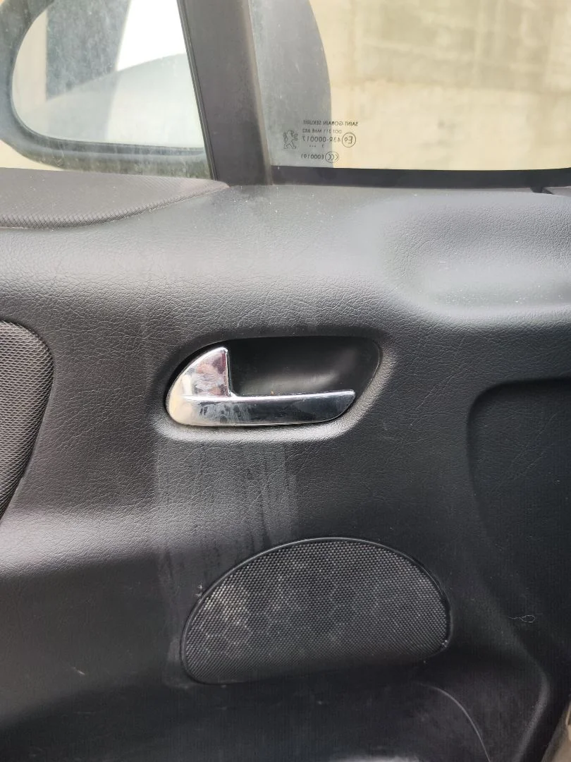 Foto de MANETA INTERIOR DELANTERA IZQUIERDA PEUGEOT 207 CC CABRIO-COUPÉ 1.6 16V (120 CV / 88 KW)