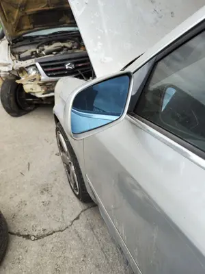 Foto de RETROVISOR IZQUIERDO AUDI A6 BERLINA (4B2) 2.5 V6 24V TDI (150 CV / 110 KW) foto 3