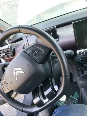 Foto de VOLANTE CITROEN C4 CACTUS 1.2 12V VTi (82 CV / 60 KW) referencia 98031272YC foto 5