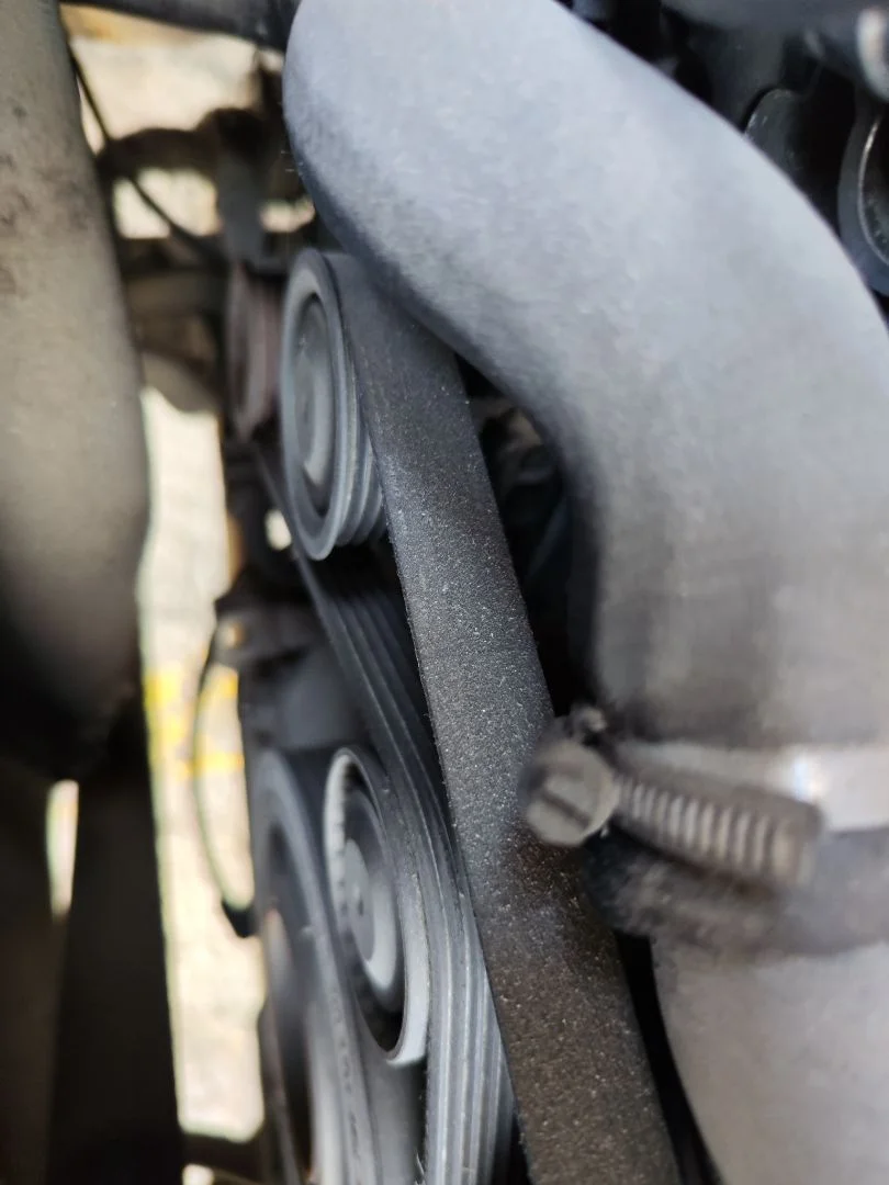 Foto de ALTERNADOR AUDI Q7 (4L) 3.0 V6 24V TDI (233 CV / 171 KW)