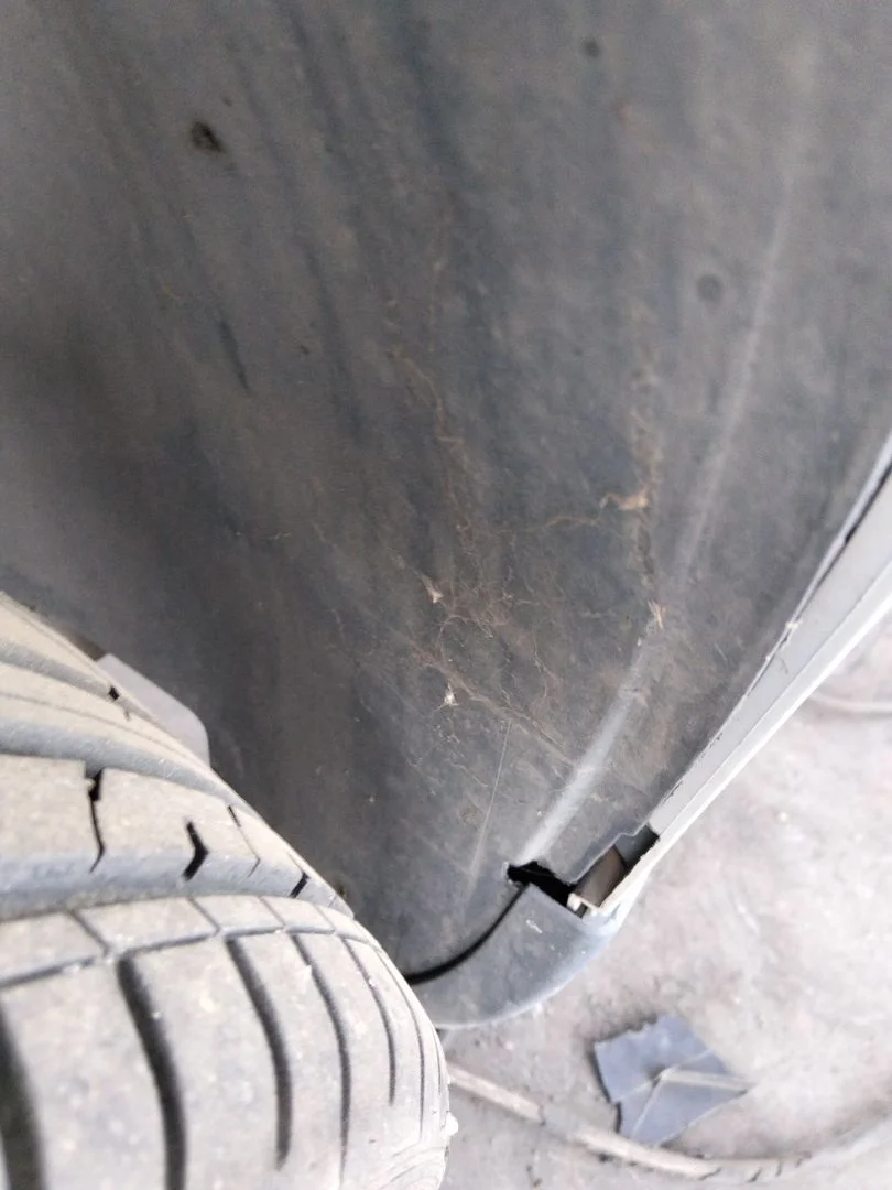 Foto de PASO RUEDA DELANTERO DERECHO CITROEN C4 CACTUS 1.2 12V VTi (82 CV / 60 KW) referencia 9805615480