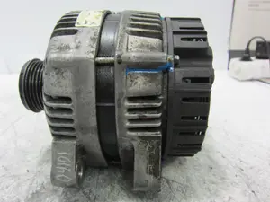 Foto de ALTERNADOR CITROEN C8 2.0 HDi FAP CAT (107 CV / 79 KW) foto 2