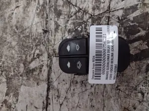 Foto de MANDO ELEVALUNAS DELANTERO IZQUIERDO FORD FOCUS BERLINA (CAK) 1.8 TDCi CAT (101 CV / 74 KW) referencia 98AG14529AC foto 3