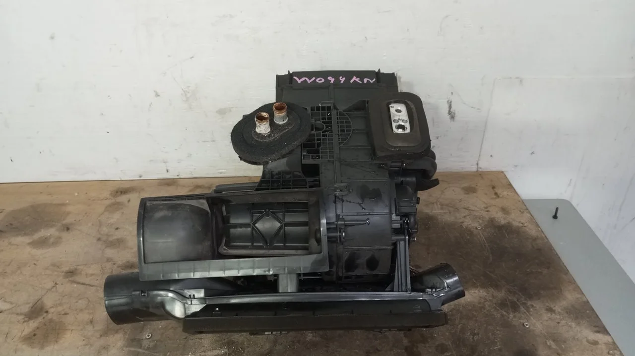 Foto de CALEFACCION ENTERA NORMAL RENAULT CLIO III 1.2 16V (75 CV / 55 KW) referencia 8200784933