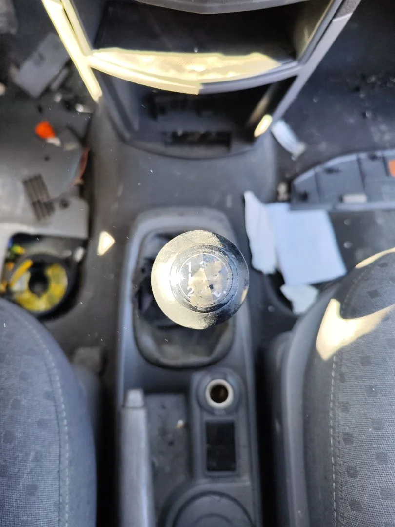 Foto de PALANCA CAMBIO KIA CARENS (RS) 1.8 16V CAT (126 CV / 93 KW)