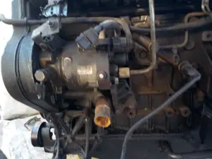 Foto de DESPIECE MOTOR KIA CARNIVAL II (FL) 2.9 CRDi CAT (144 CV / 106 KW) referencia J3 foto 13