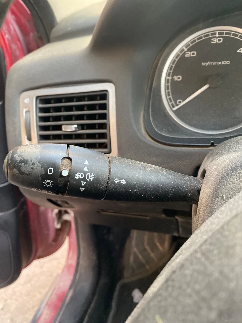 Foto de MANDO INTERMITENTES PEUGEOT 307 BREAK / SW (S1)(04.2002) 2.0 16V HDi FAP CAT (RHR / DW10BTED4) (136 CV / 100 KW)