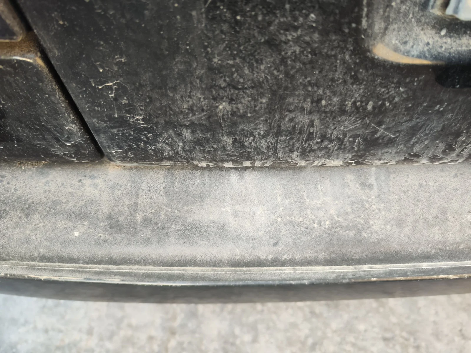 Foto de REFUERZO PARAGOLPES TRASERO VOLKSWAGEN GOLF III (1H1)(11.1991) 1.9 TDI (110 CV / 81 KW)