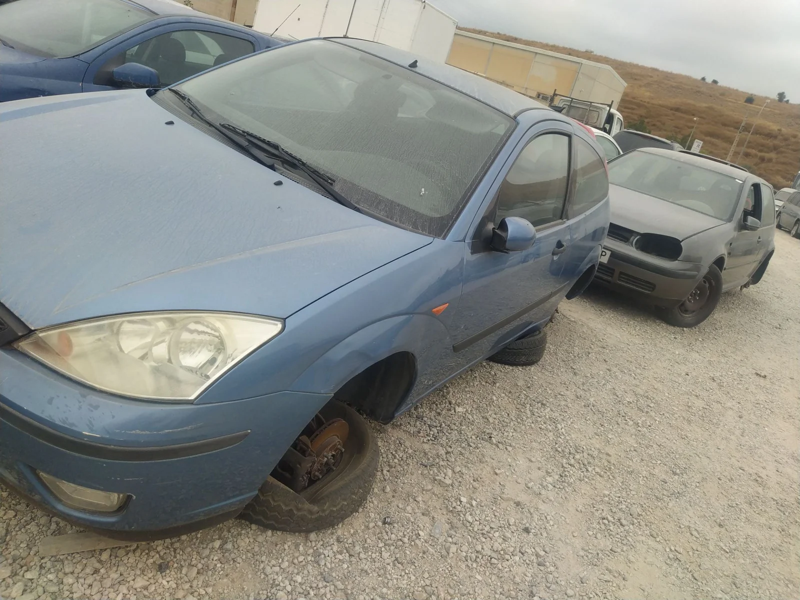 Foto de PUENTE DELANTERO FORD FOCUS BERLINA (CAK) 1.8 TDDI Turbodiesel CAT (90 CV / 66 KW) referencia 1812821
