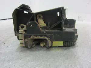 Foto de CERRADURA PUERTA DELANTERA DERECHA OPEL ASTRA G BERLINA 1.6 (75 CV / 55 KW) referencia 90561154 foto 5