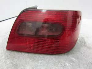 Foto de PILOTO TRASERO DERECHO CITROEN XSARA BERLINA 2.0 HDi CAT (RHY / DW10TD) (90 CV / 66 KW) referencia 2534D