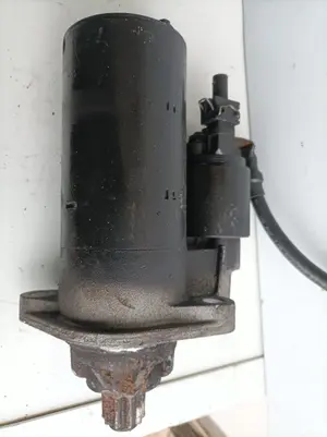 Foto de MOTOR ARRANQUE AUDI A3 (8L) referencia 0001125018 foto 4
