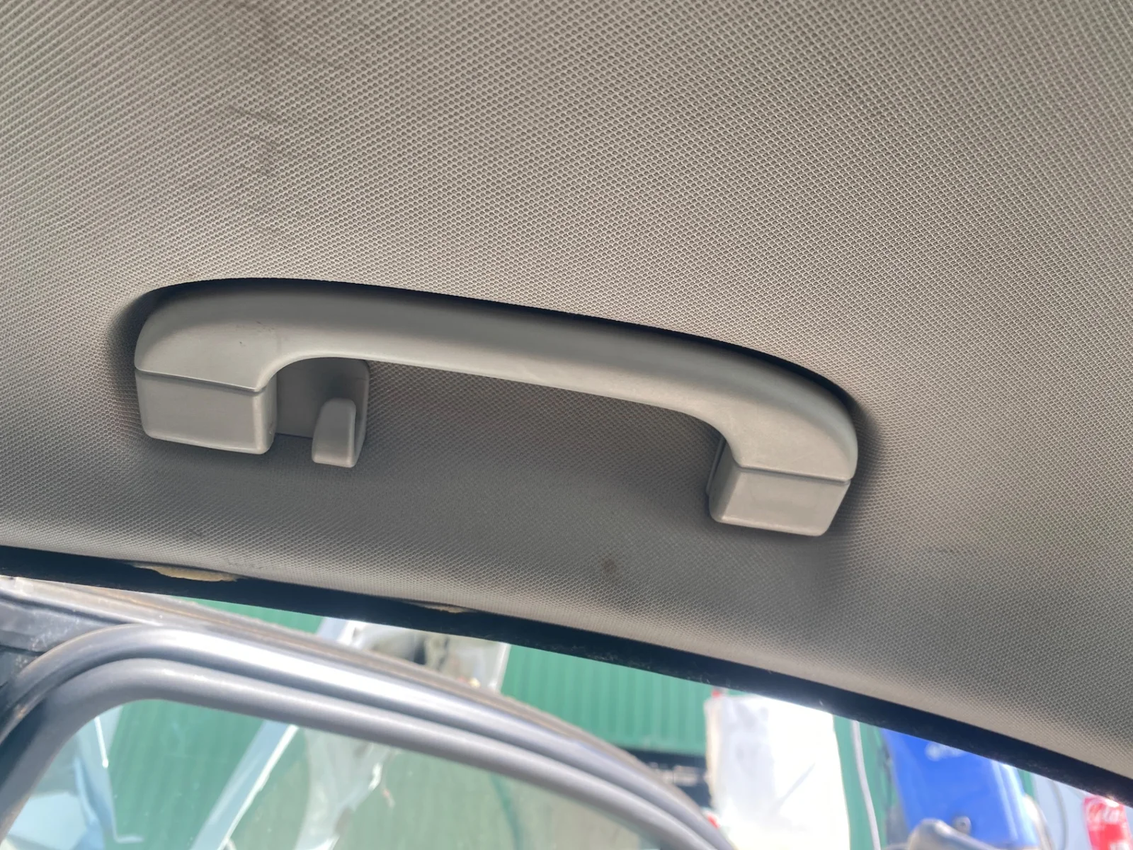 Foto de ASIDERO TECHO TRASERO DERECHO BMW SERIE 5 BERLINA (E60) 3.0 24V CAT (231 CV / 170 KW) referencia 51167112468