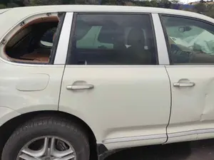 Foto de PUERTA TRASERA DERECHA PORSCHE CAYENNE (TIPO 92A) 3.0 V6 TDI CAT (239 CV / 176 KW)