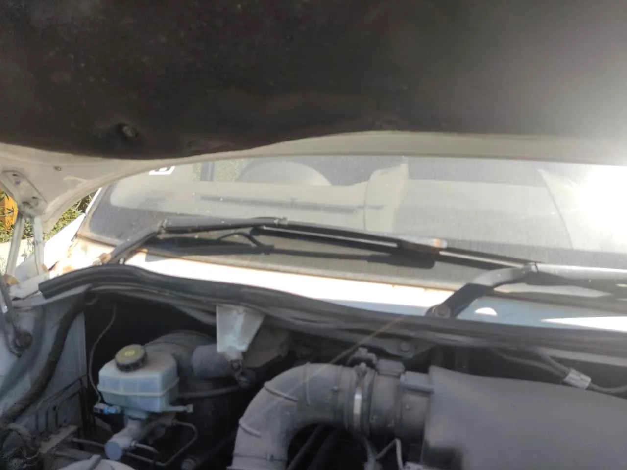 Foto de BRAZO LIMPIA DELANTERO DERECHO MERCEDES-BENZ SPRINTER II FURGÓN 2.1 CDI CAT (129 CV / 95 KW)
