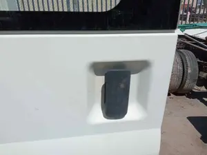 Foto de MANETA EXTERIOR LATERAL IZQUIERDA FORD TRANSIT CAJA ABIERTA (FY) 2.4 TDE CAT (125 CV / 92 KW)