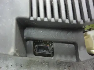 Foto de MANDO CALEFACCION / AIRE ACONDICIONADO BMW SERIE 3 COMPACTO (E46) M47N204D4 referencia 64116916882 foto 4