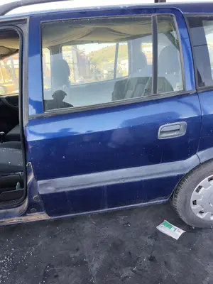 Foto de PUERTA TRASERA IZQUIERDA OPEL ZAFIRA A 1.6 16V (101 CV / 74 KW) referencia 13160996 foto 2