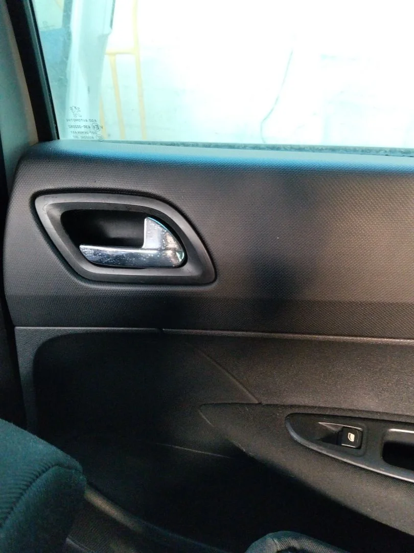 Foto de ELEVALUNAS TRASERO DERECHO PEUGEOT 308 SW 1.6 HDi FAP CAT (9HZ / DV6TED4) (109 CV / 80 KW)