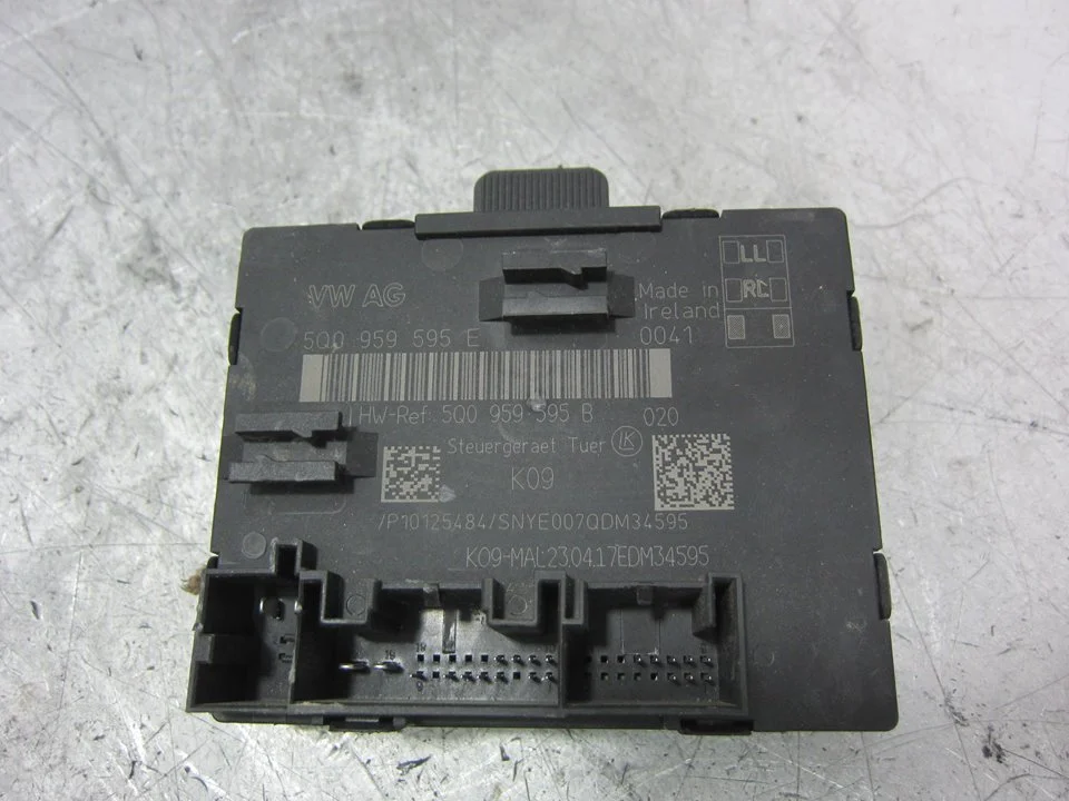 Foto de MODULO ELECTRONICO VOLKSWAGEN TIGUAN (AD1) 2.0 TDI DPF (239 CV / 176 KW) referencia 5Q0959595E