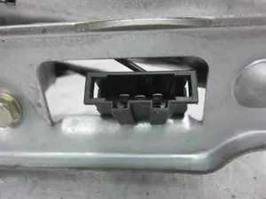 Foto de MOTOR LIMPIA TRASERO SEAT IBIZA (6K1) 1.4 (60 CV / 44 KW) referencia 6K6955713A foto 2
