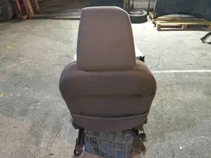 Foto de ASIENTO DELANTERO DERECHO FORD FOCUS SPORTBREAK (CAP) 1.6 TDCi CAT (90 CV / 66 KW) foto 4