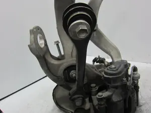 Foto de BRAZO SUSPENSION INFERIOR TRASERO IZQUIERDO PORSCHE MACAN (95BA) referencia 8K0501529L foto 5
