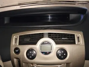 Foto de AIREADOR CENTRAL RENAULT SCENIC II (JM)