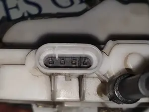Foto de CERRADURA PUERTA DELANTERA IZQUIERDA RENAULT MEGANE II BERLINA 3P referencia 493176 foto 6