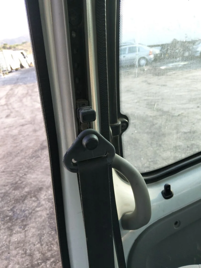 Foto de CINTURON SEGURIDAD DELANTERO DERECHO RENAULT KANGOO I (F/KC0) 1.9 dCi Diesel CAT (84 CV / 62 KW) referencia 8200223445