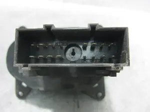 Foto de MANDO LUCES FORD TOURNEO CONNECT (TC7) 1.8 TDCi CAT (90 CV / 66 KW) referencia 4373026 foto 3