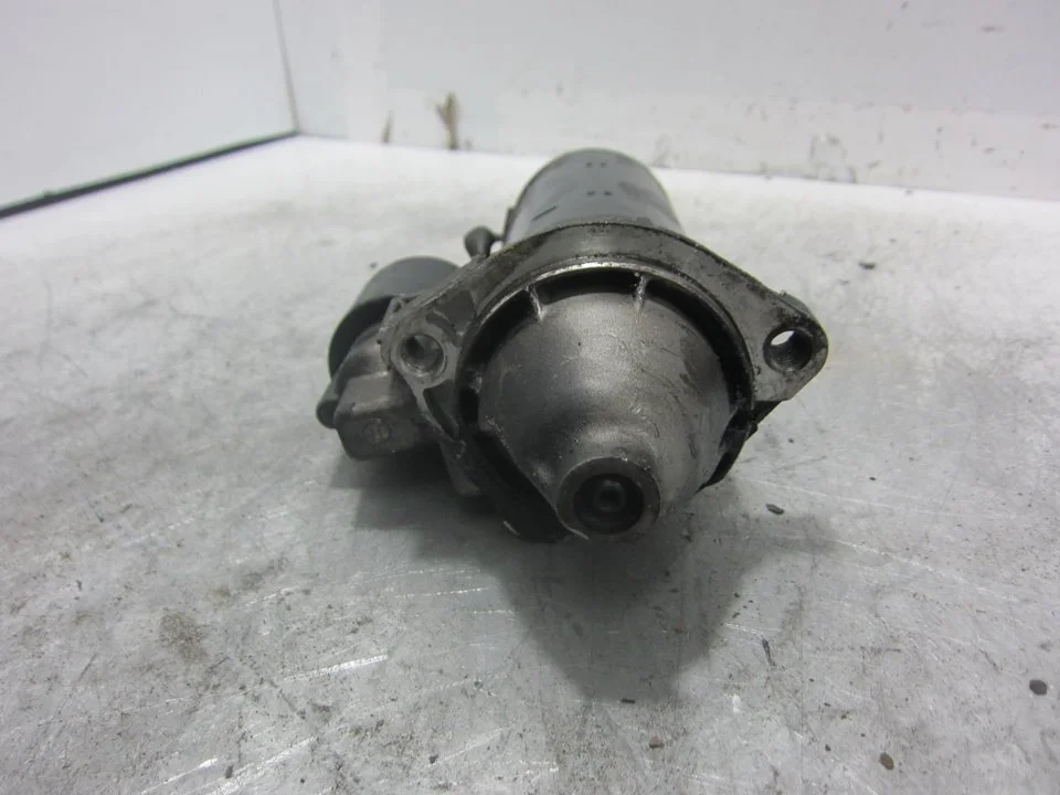Foto de MOTOR ARRANQUE VOLKSWAGEN PASSAT BERLINA (3B3) referencia 1005821478