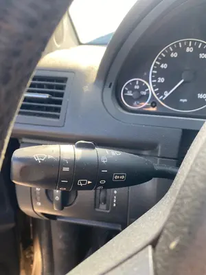 Foto de MANDO MULTIFUNCION MERCEDES-BENZ CLASE A (BM 169) 2.0 CDI CAT (109 CV / 80 KW)
