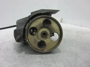 Foto de BOMBA DIRECCION PEUGEOT 206 1.6 16V CAT (109 CV / 80 KW) referencia 9636868880 foto 3