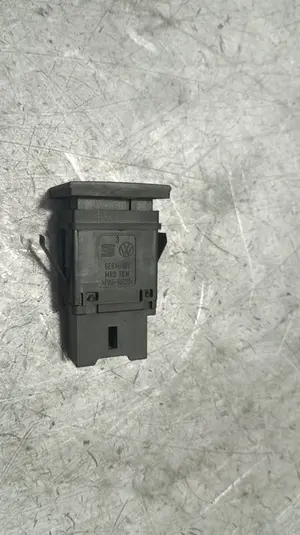 Foto de INTERRUPTOR VOLKSWAGEN T5 TRANSPORTER FURGÓN/COMBI (7H) 1.9 TDI CAT (AXB) (105 CV / 77 KW) referencia 7E0959621 foto 2