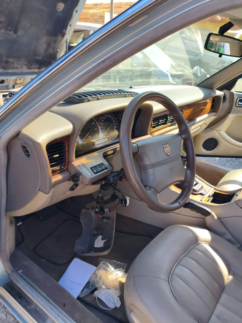 Foto de COLUMNA DIRECCION JAGUAR XJ 3.2 CAT (211 CV / 155 KW)