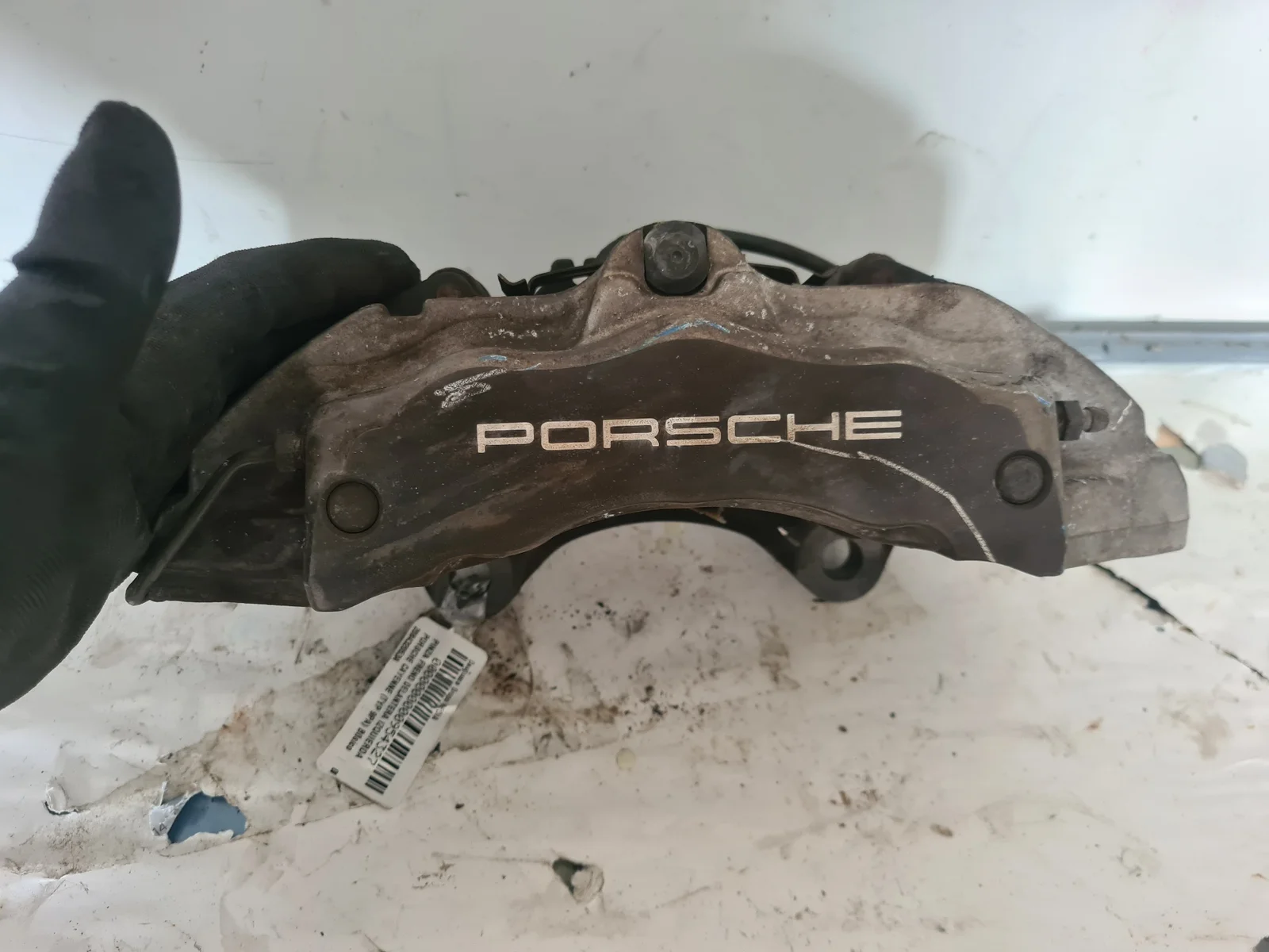 Foto de PINZA DE FRENO DELANTERA IZQUIERDA PORSCHE CAYENNE (TIPO 9PA) 3.2 V6 CAT (250 CV / 184 KW) referencia 208432053A